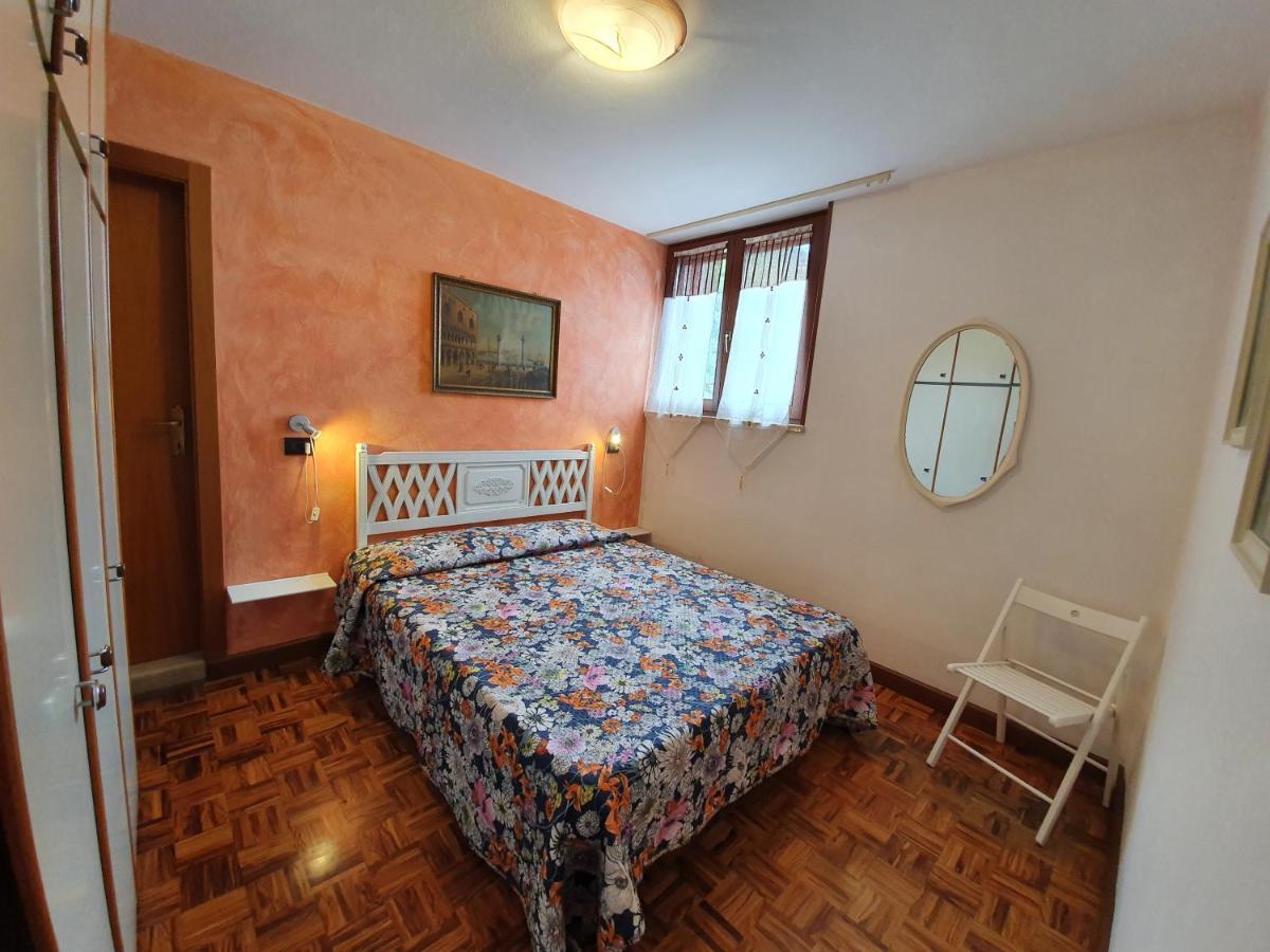 Апартаменты Casa Valenti Бренцоне-суль-Гарда Экстерьер фото